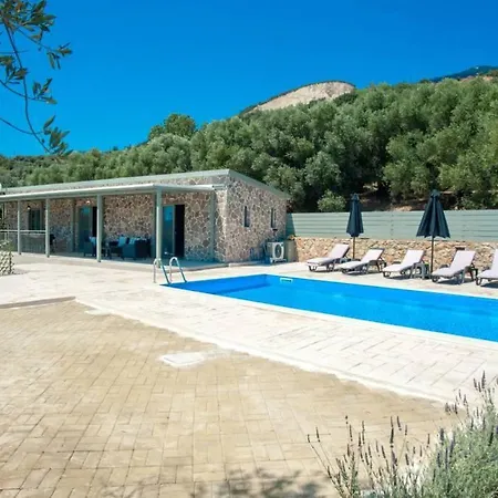 Afrato Calma In Trapezaki-private Pool -2 Br Trapezaki (Kefalonia)