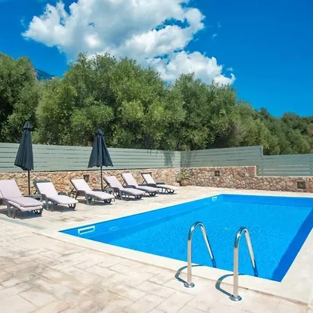 Willa Afrato Calma In Trapezaki-private Pool -2 Br
