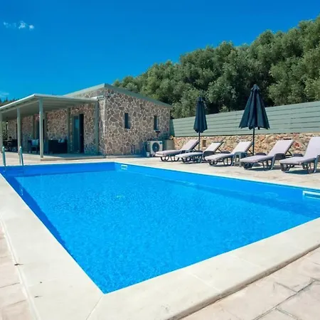 Afrato Calma In Trapezaki-private Pool -2 Br * Trapezaki (Kefalonia)