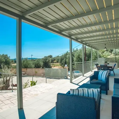 Afrato Calma In Trapezaki-private Pool -2 Br Willa